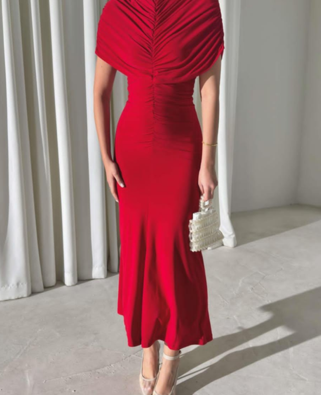 ROBE SIMPLE COL FERMER